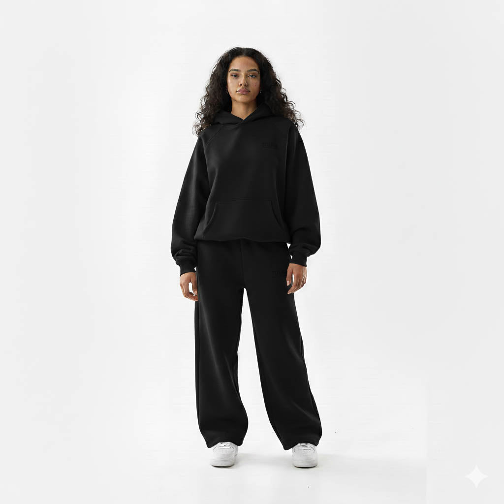 BLACK CORE SWEATPANTS